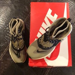 Nike Air Huarache Grip